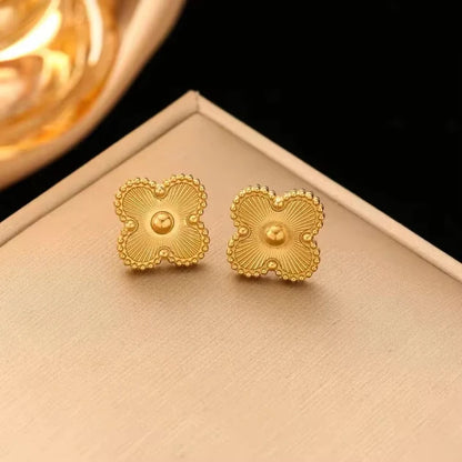 Luck and Luxe Clover Jewellery Set