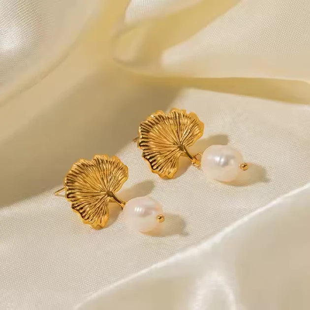 18k Gold Plated Pearl Blossom Jewellery Set