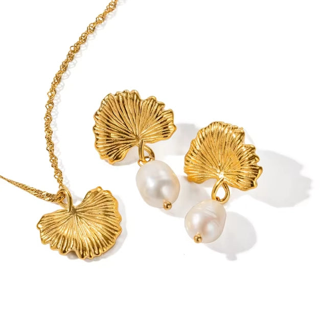 18k Gold Plated Pearl Blossom Jewellery Set