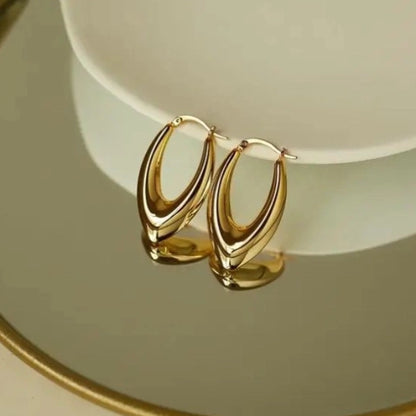 Golden V-Curve Hoops