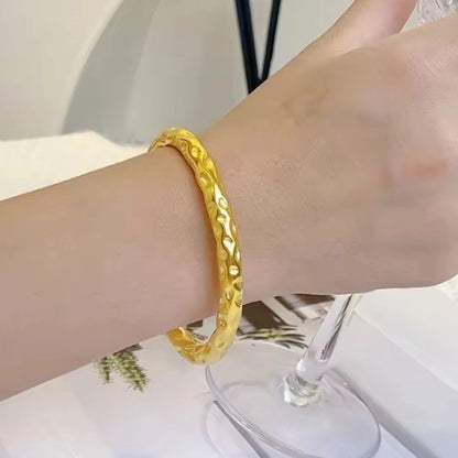 Titan Brass Cuff – Strength in Every Detail.