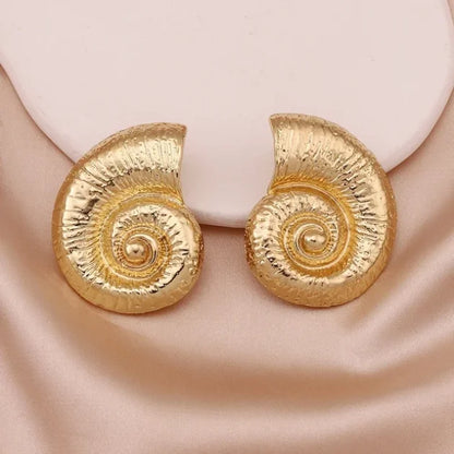 Holiday Snail Studs