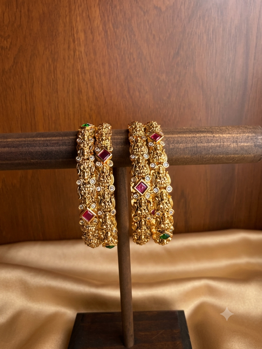 Swarna Lakshmi Jadau Kundan Bangle Set