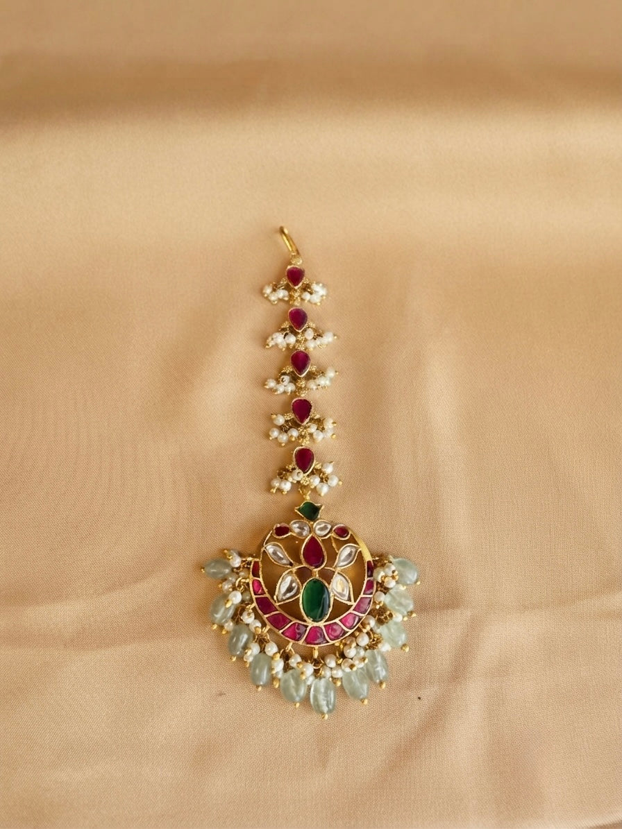 Vanamala Jadau Kundan Maang Tikka