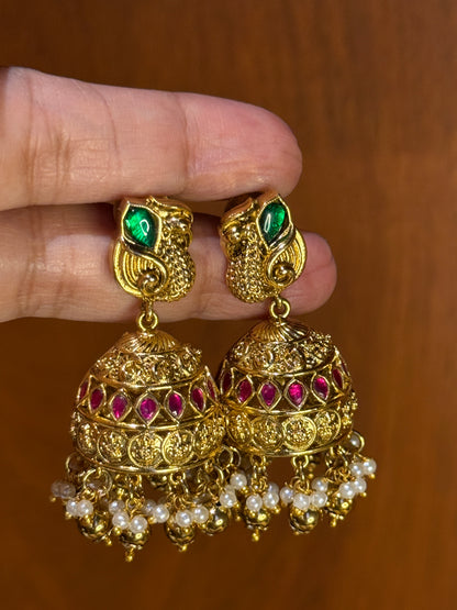 Shri Kashika – Original Jadau Kundan lakshmi Coin Temple Necklace Set.