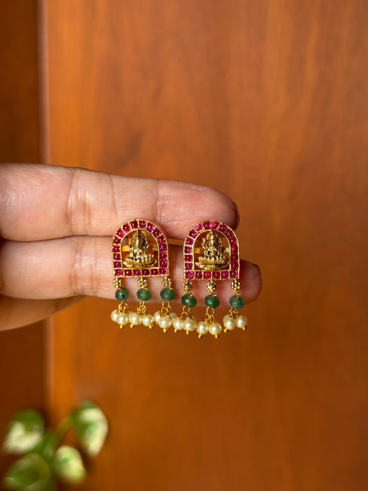 Mahalakshmi Kanti – Jadau Kundan Temple Choker Set.
