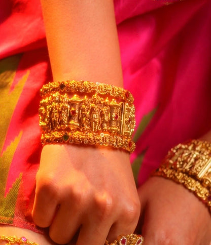 Shri Ram Parivar Jadau Kundan Kada - 1 Pair