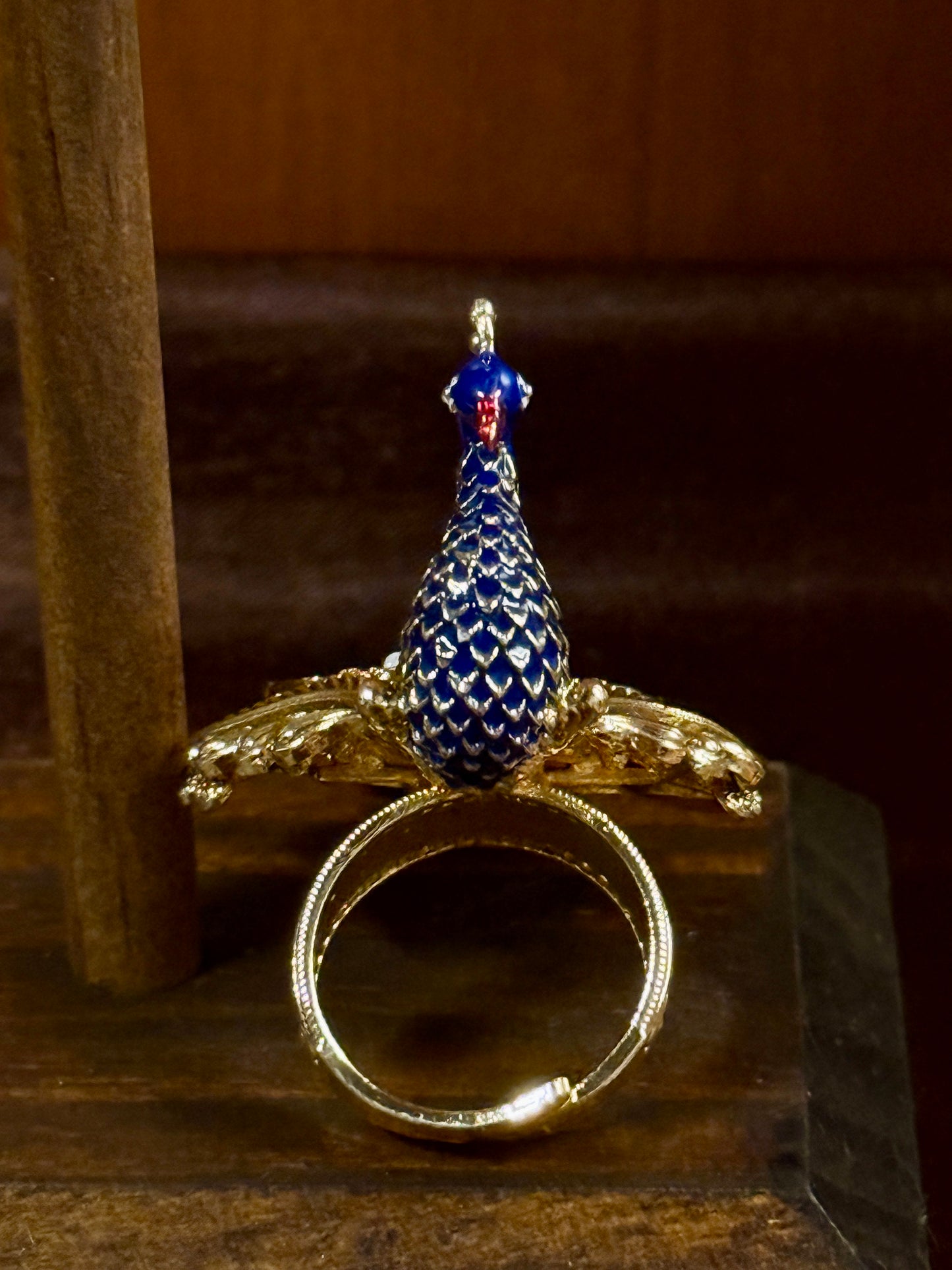 Neelmayuri Statement Ring