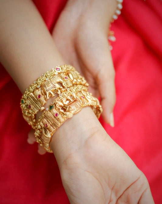 Gajendra Antique Kada