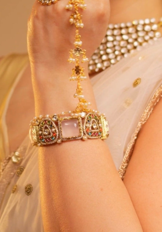 Chandrika – Moonstone Heritage Kada Bangle