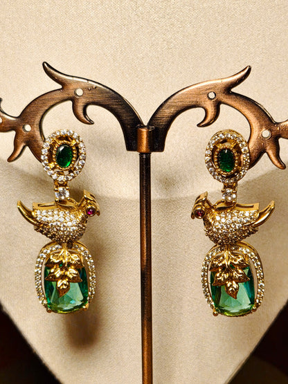 Shukarangi – Multicolour Heritage Parrot Necklace Set.