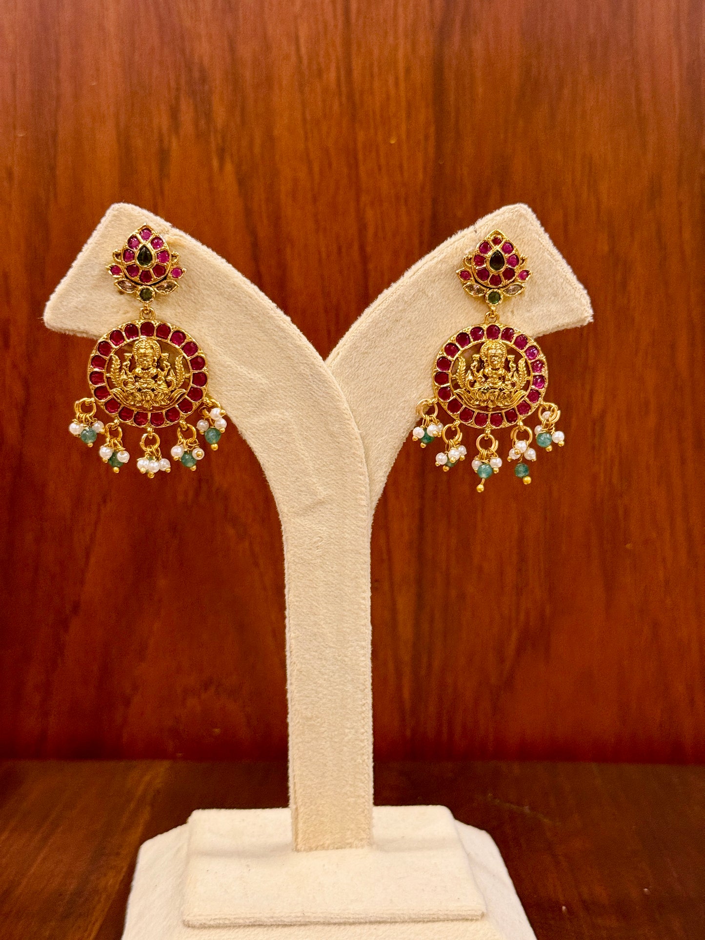 Lakshmi Vilasa Kantika – Premium Kemp & Kundan Choker Set
