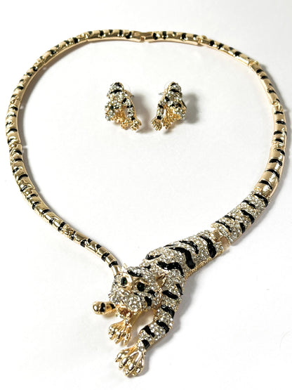 Valora – Empress of Courage Jewellery Set