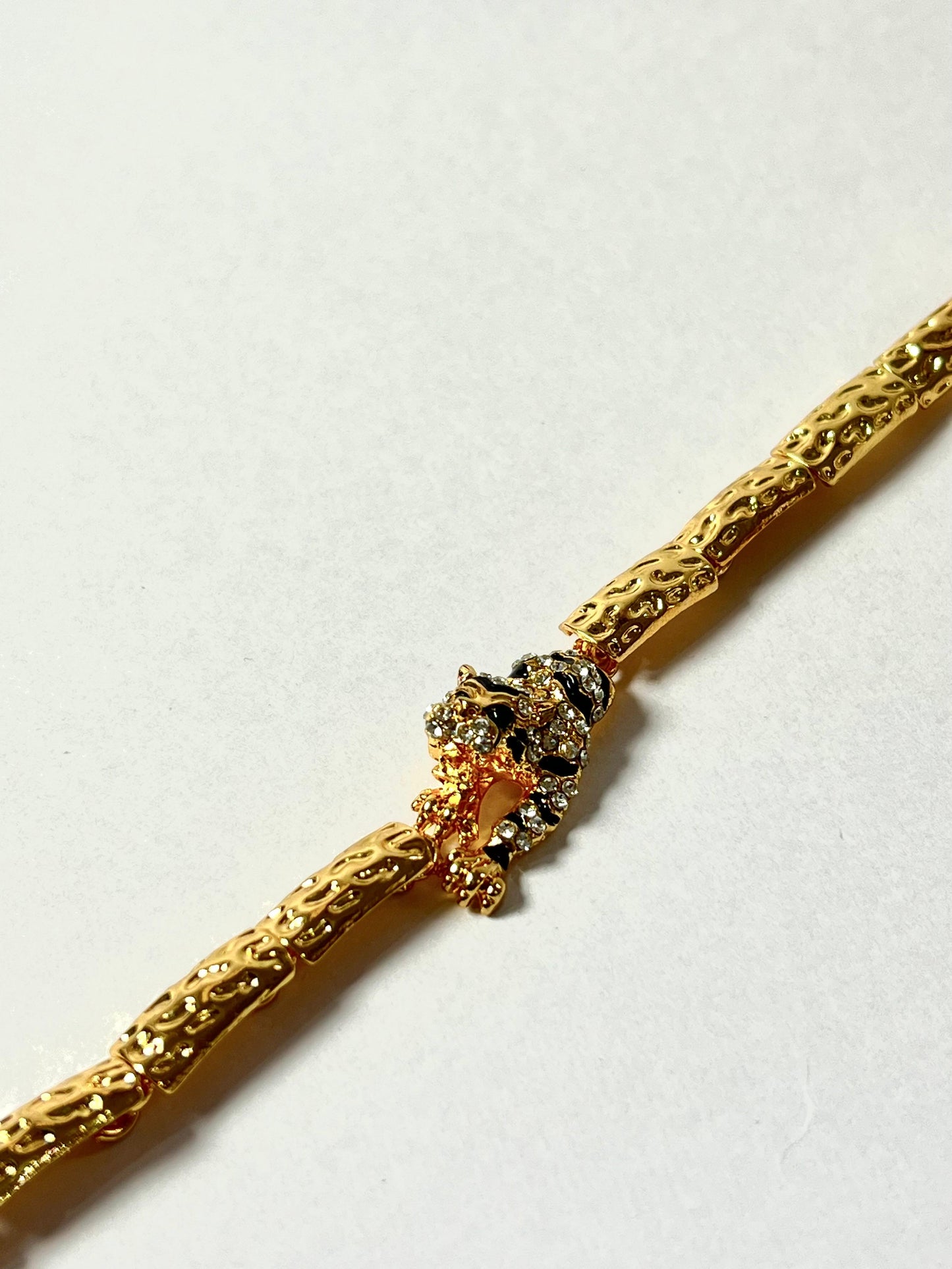 Valora – Empress of Courage Jewellery Set