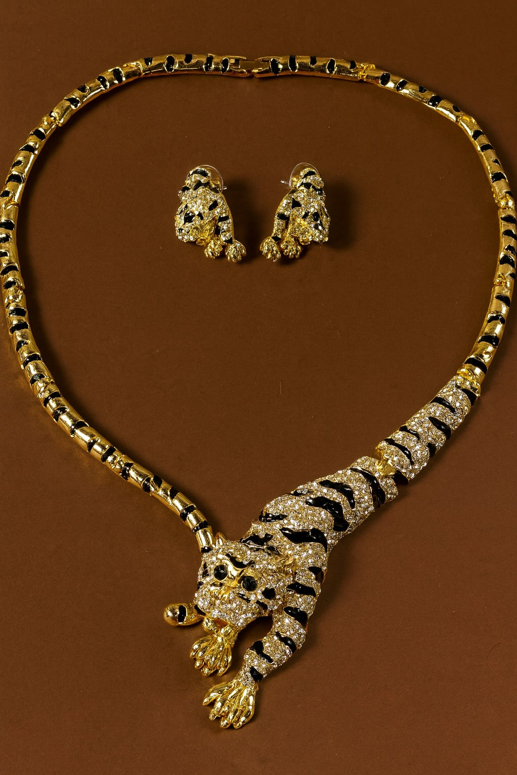 Valora – Empress of Courage Jewellery Set