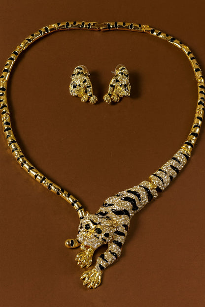 Valora – Empress of Courage Jewellery Set