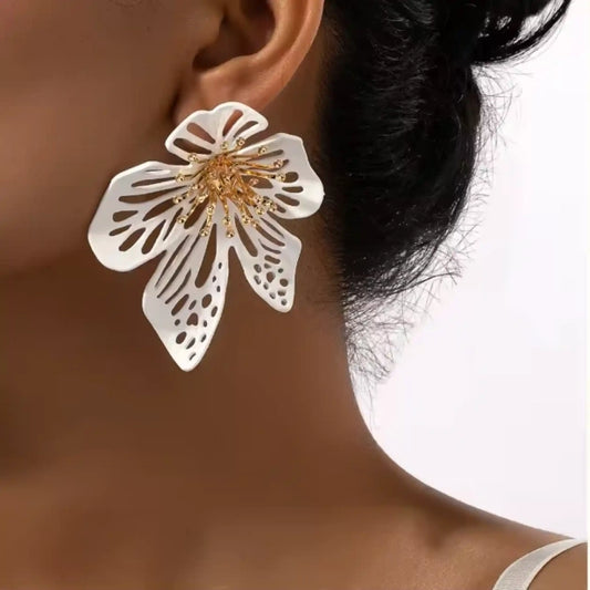 Floral Grandeur Studs