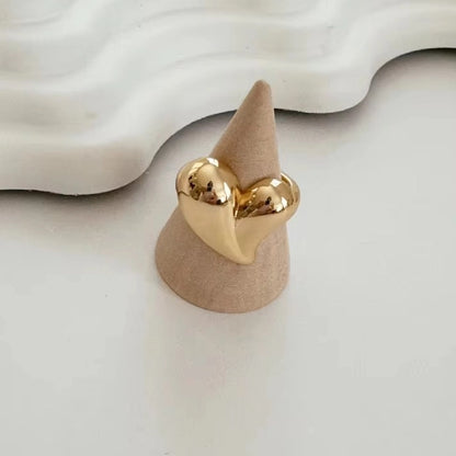 Curved Love Ring