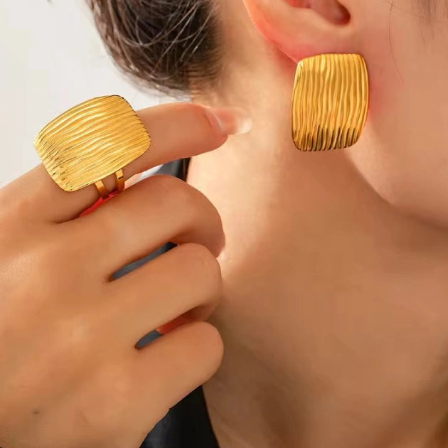 Rectangular Textured Jewellery Set