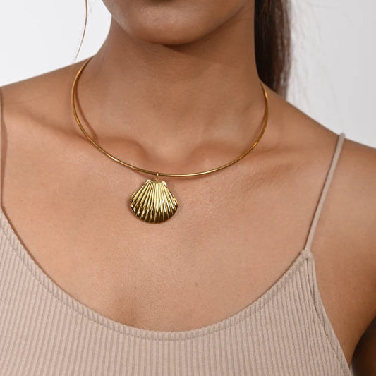 Shell Necklet