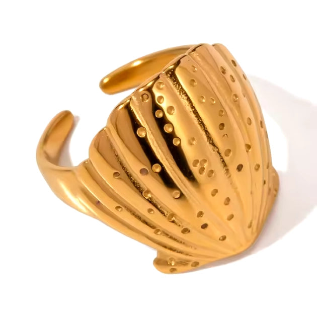 Shell Statement Ring