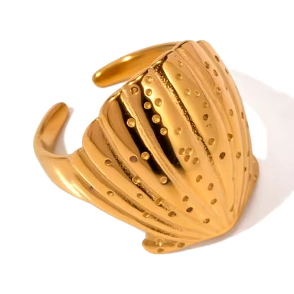 Shell Statement Ring