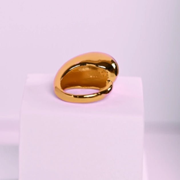 Elara Orb Statement Ring - 18k Gold Plated