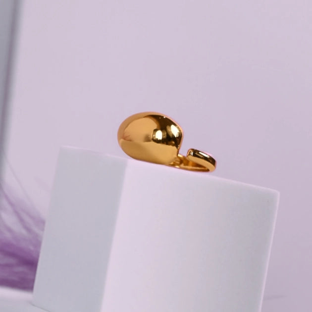 Elara Orb Statement Ring - 18k Gold Plated