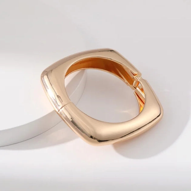 Luxe Square Gold Bracelet