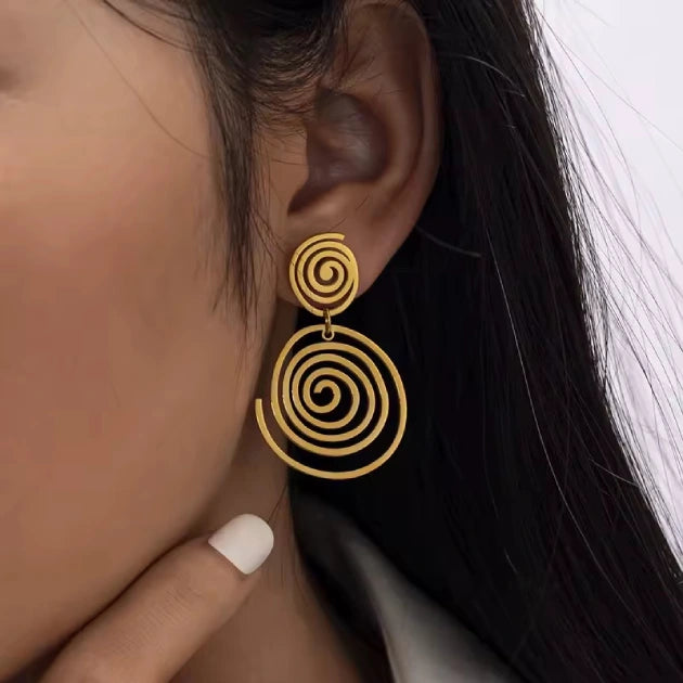 Swirling Gold Drops