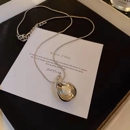 Tear Drop Pendant with Chain