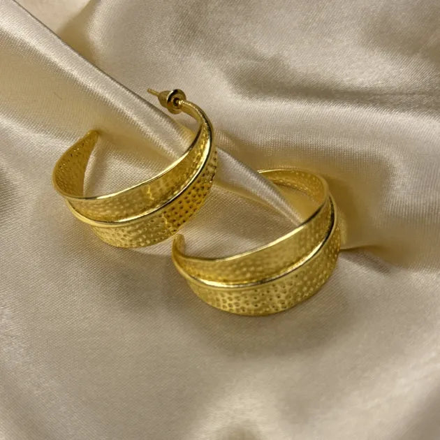 Dune Crest Hoops – For Your Bold, Unwavering Spirit