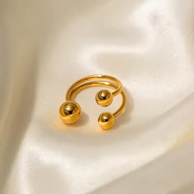 Triple Ball Small Ring