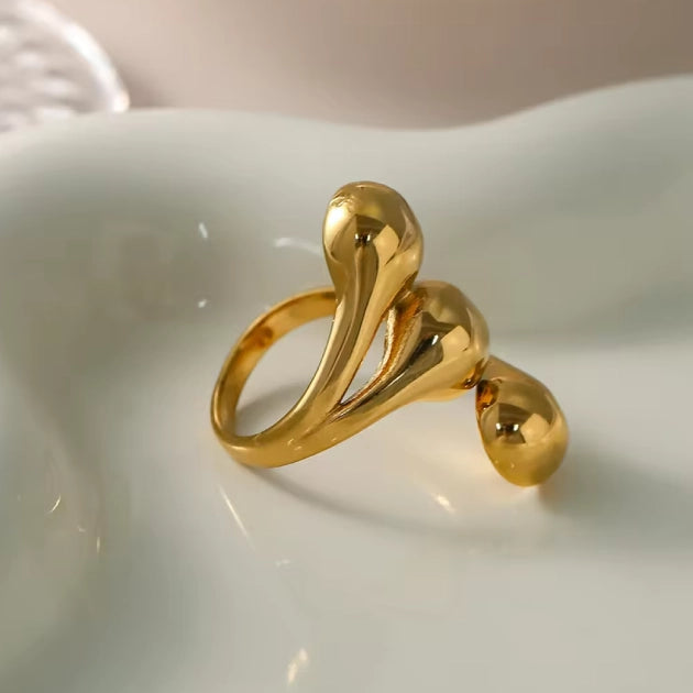 Huggy Ball Statement Ring