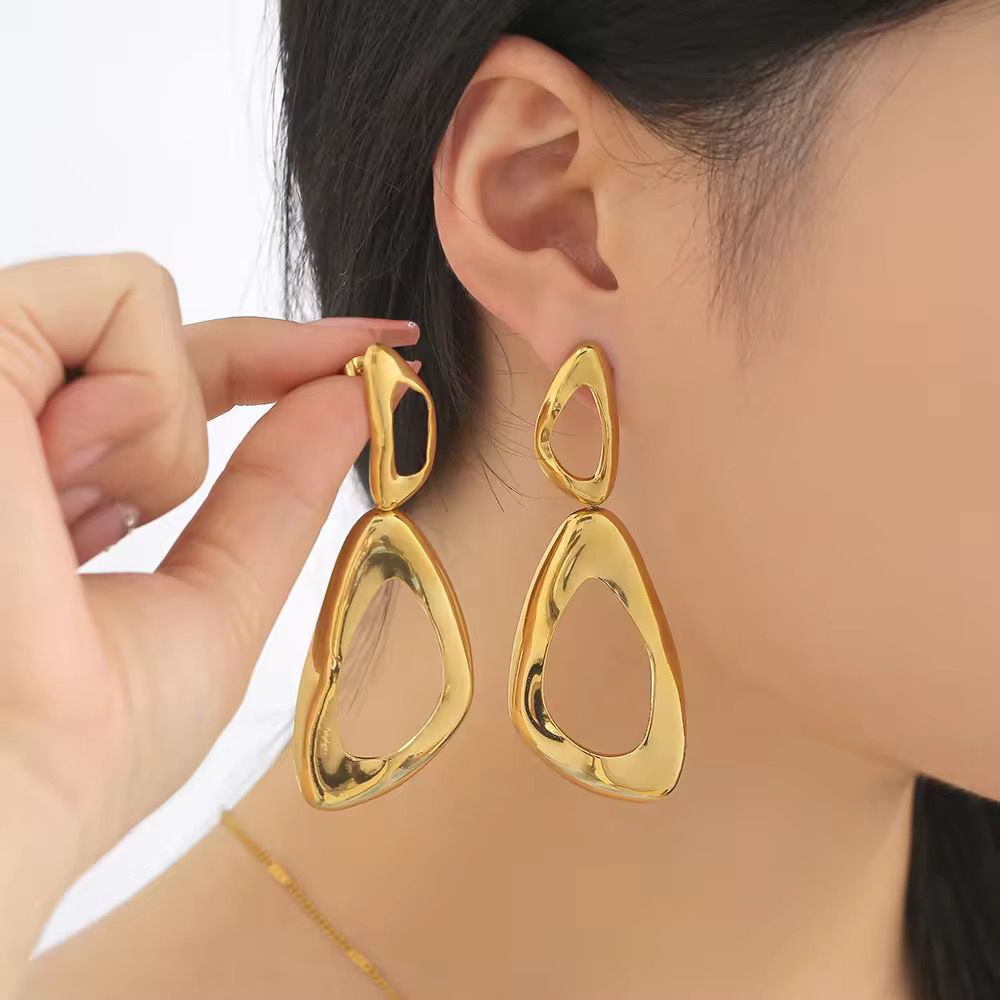 Lúmina Drop Earrings