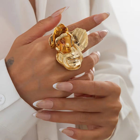 Flora Royale Ring