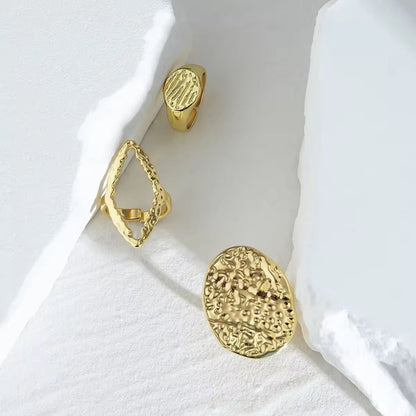Traces of Gold – Set of Three Rings