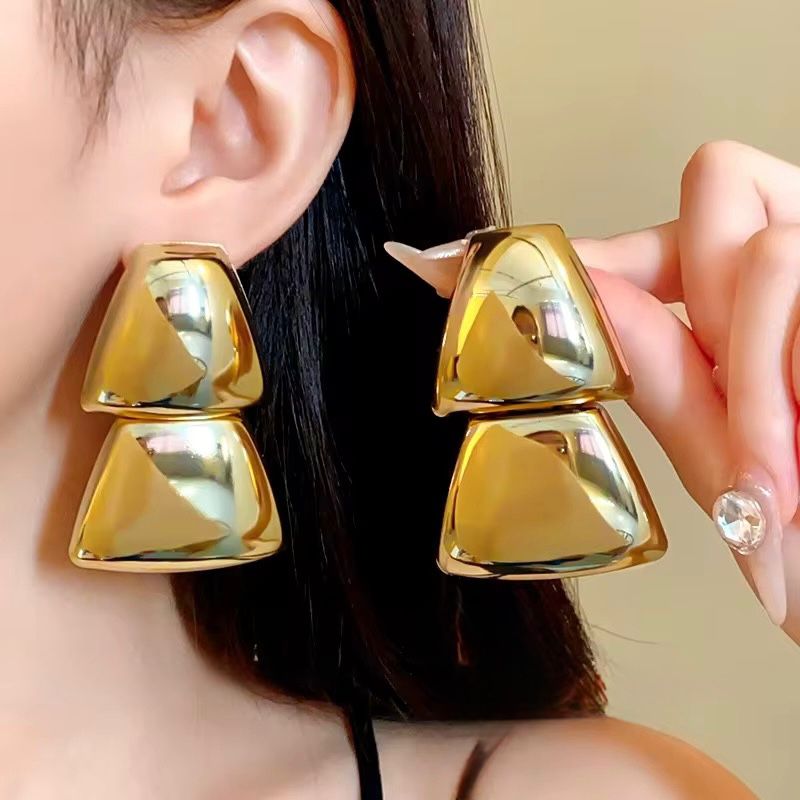 Grande Éclat Drop Studs