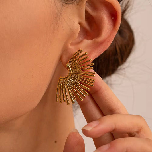 Solaris Radiance Studs