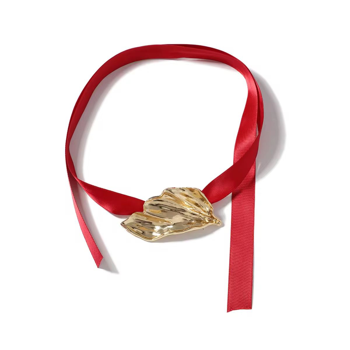 Botanica Bold Leaf Choker