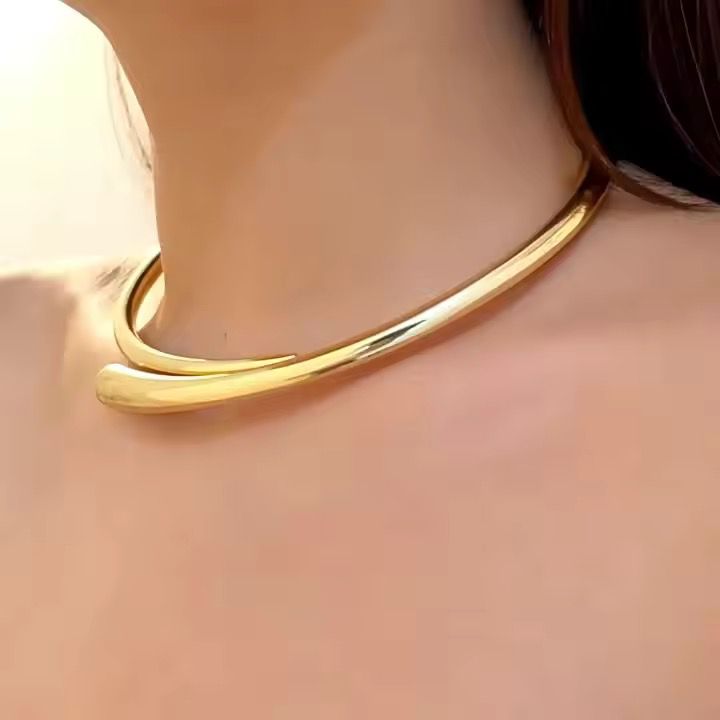 Orea Wrap Necklet