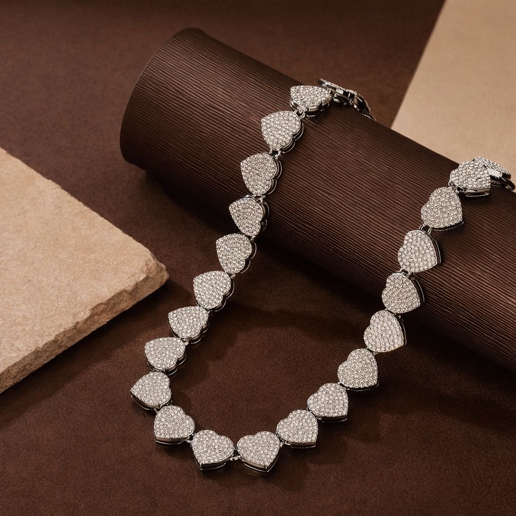 Velour hearts necklace