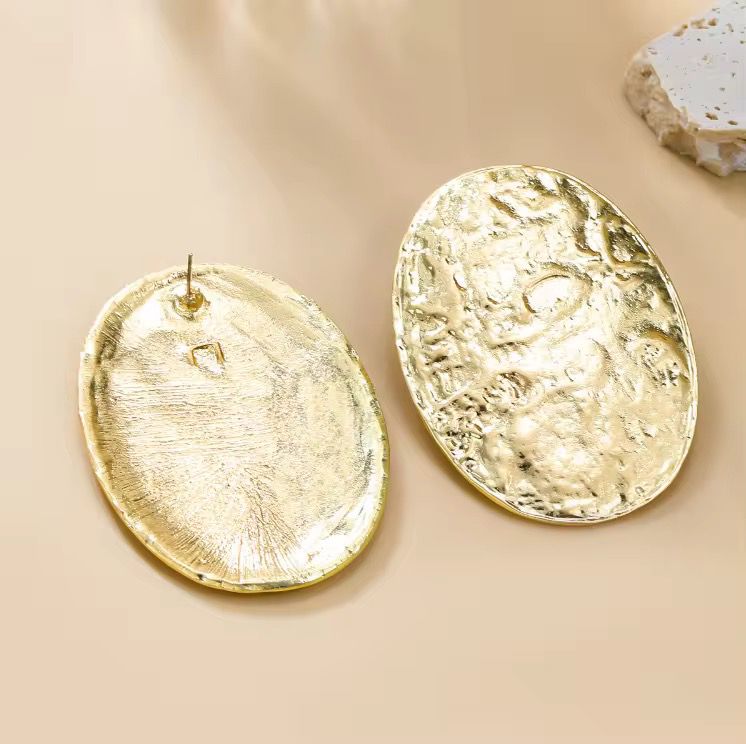 Exaggerated Heavy Oval Studs