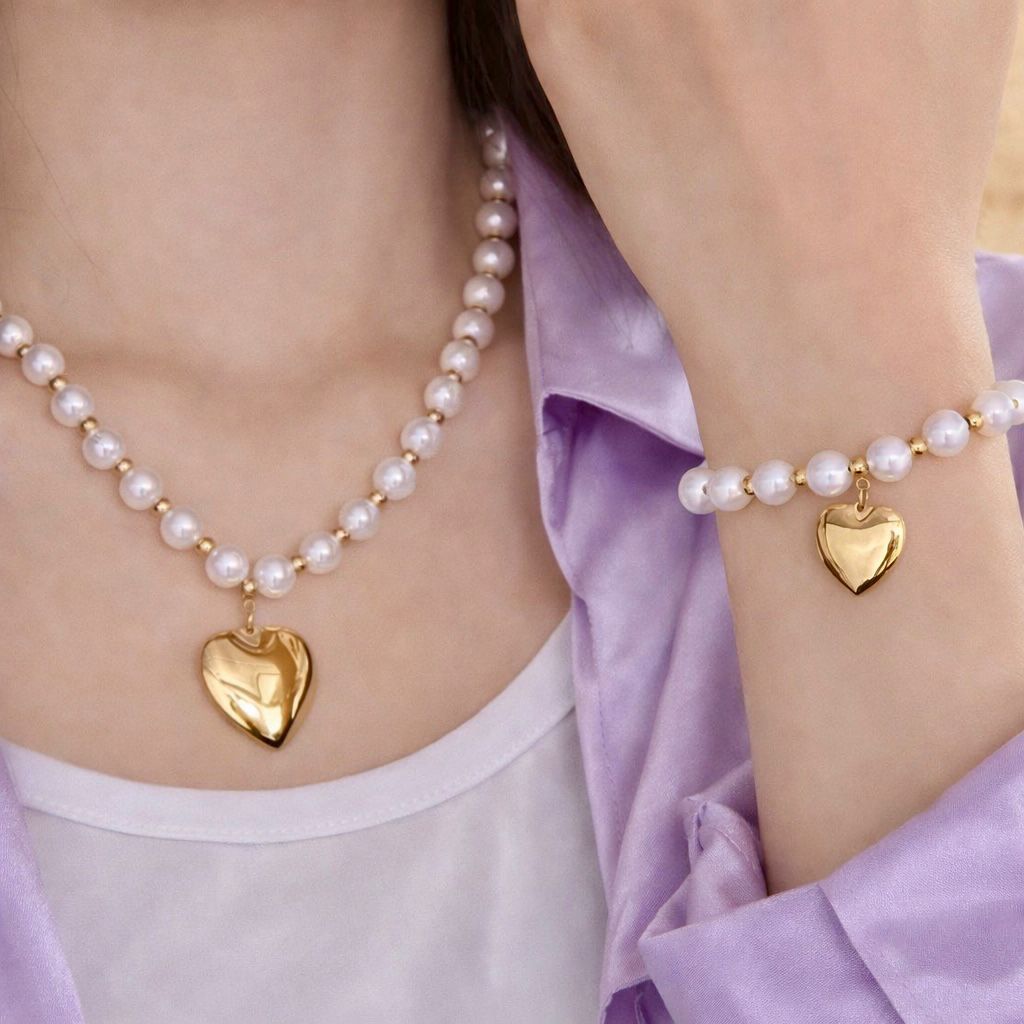 Pearl Love Necklace