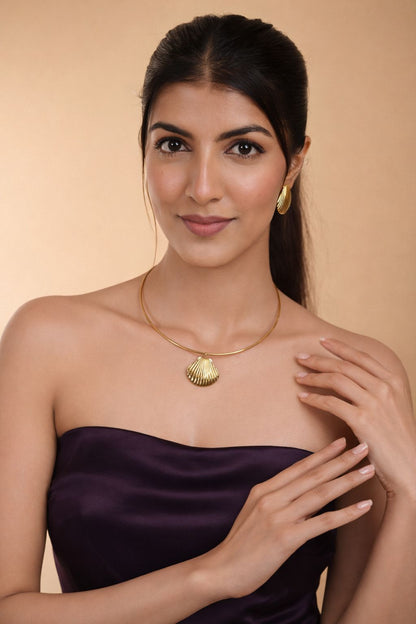 Shell Necklet