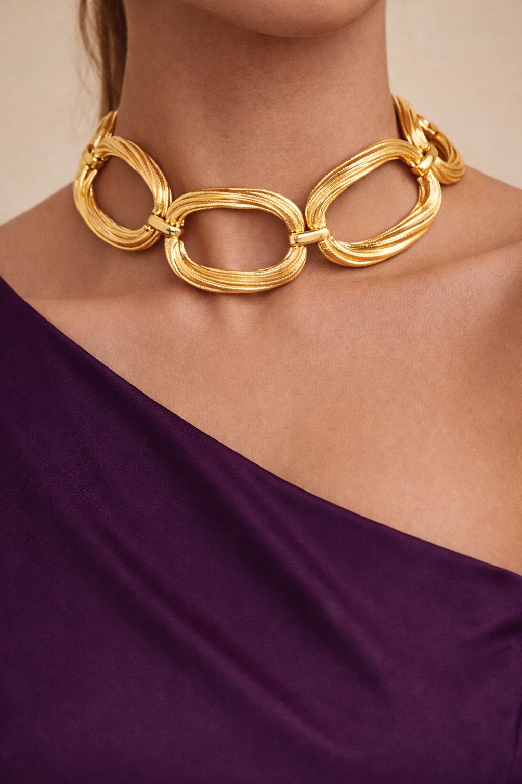 Lamina Loop Choker