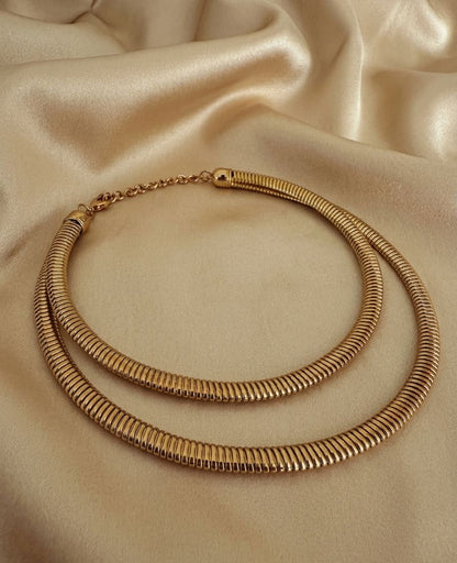 Glided helix layered necklace