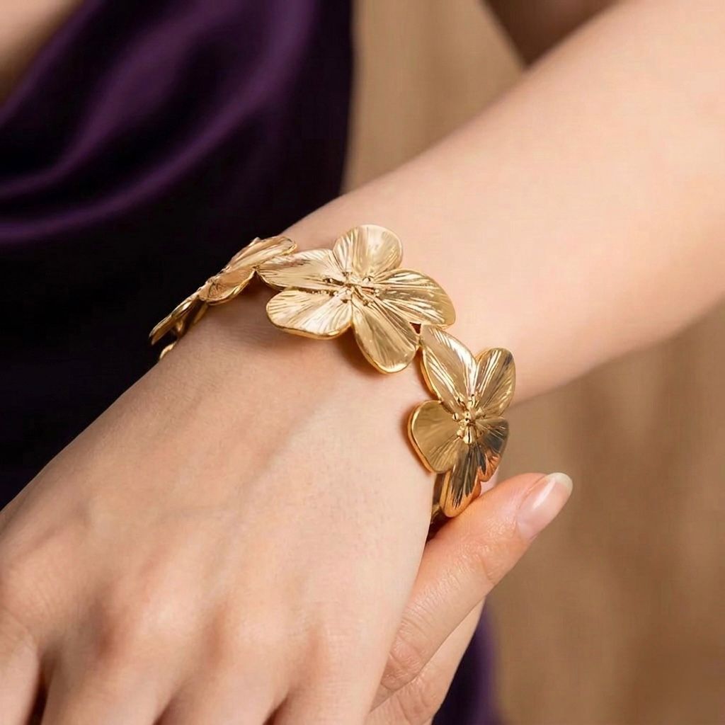 Viola Grace Cuff - 18k Gold Plated