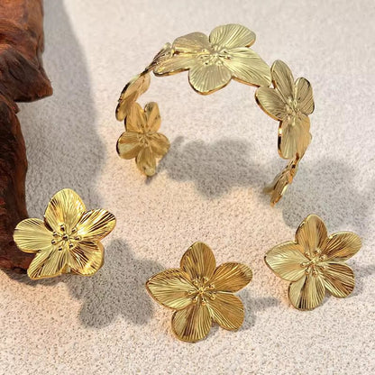 Viola Grace Cuff - 18k Gold Plated