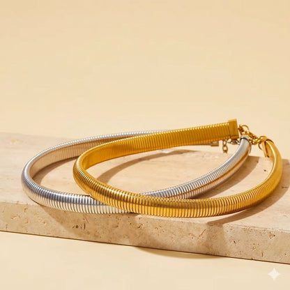 Lamina luxe coil necklace